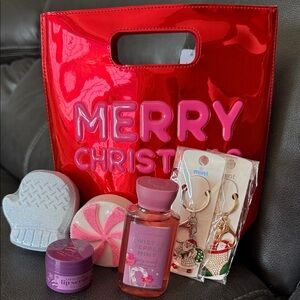 Bath & Body Works Shiny Red Holiday Bag Bundle NWT